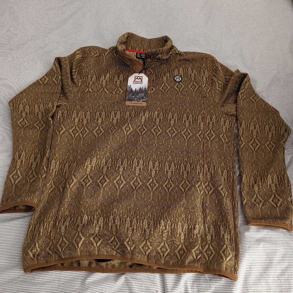 New Avalanche men's medium brown sweater
